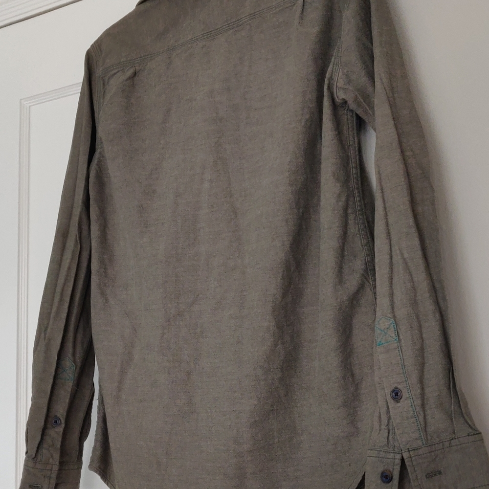 MODERN AMUSEMENT Button Down | S - Picture 8 of 11